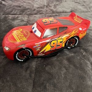 disneyland lightning mcqueen popcorn bucket